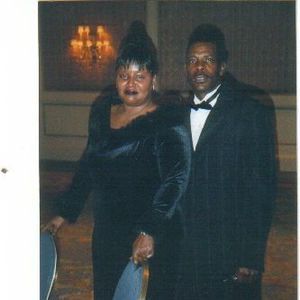 Meet your Posher, Claudette